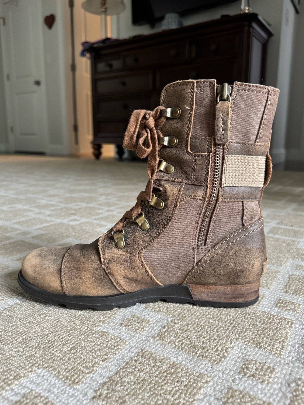 Sorel Major Carly Distressed Leather Canvas Combat Boots Brown Size 8.5 - Picture 16 of 16